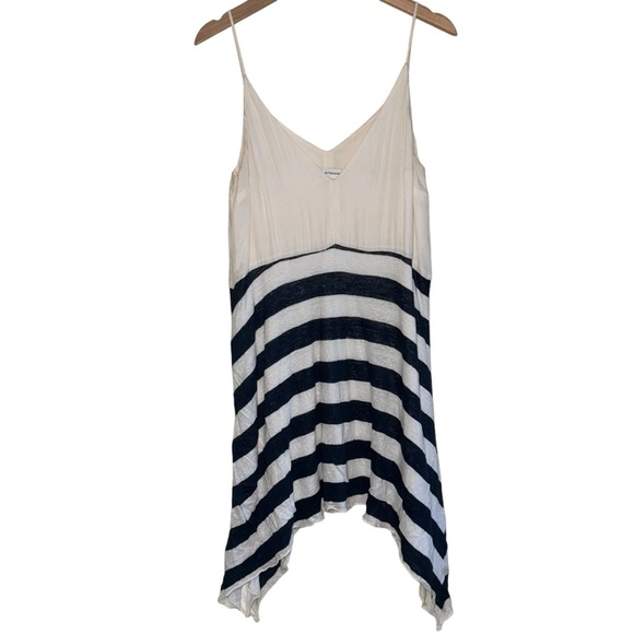 Scanlan Theodore Linen Asymmetrical Sides Hem Top - Picture 4 of 6